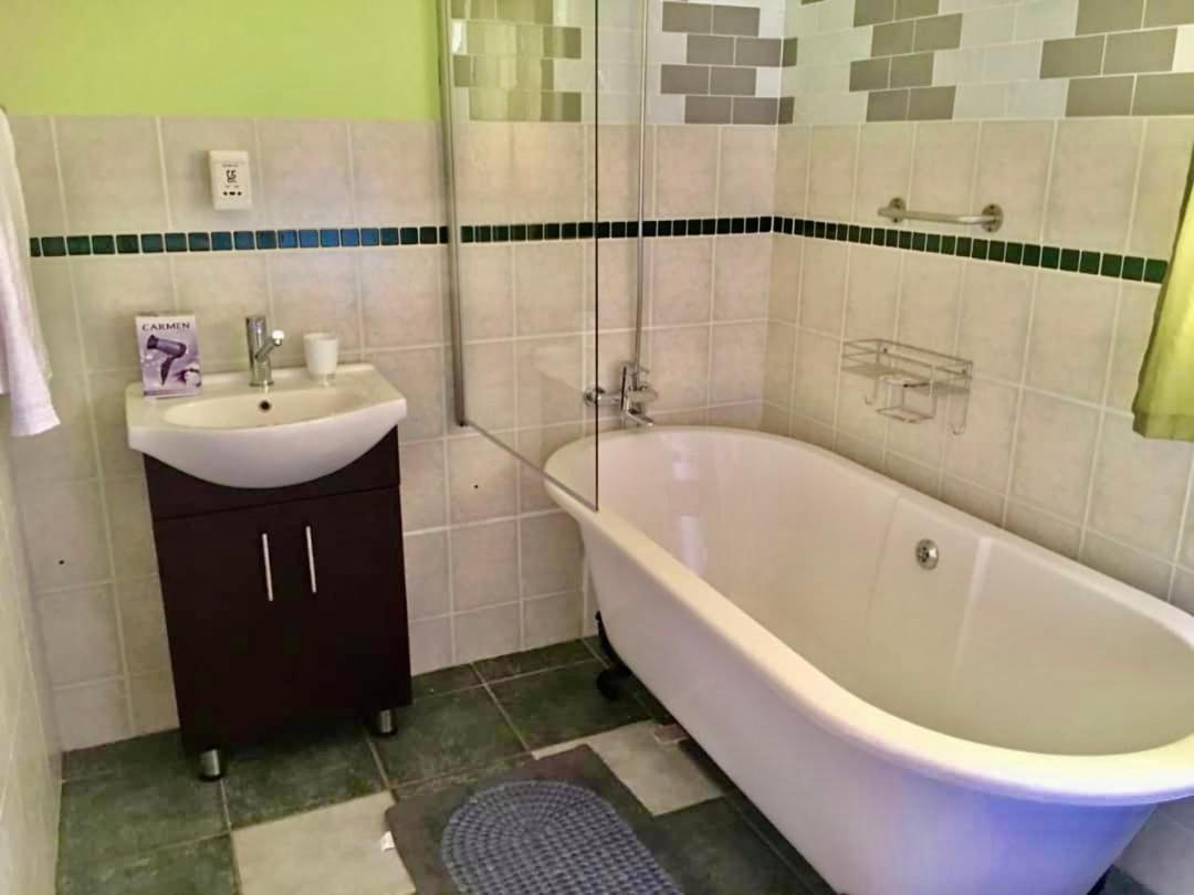 Beautiful Apartment In Century City Cape Town Bagian luar foto